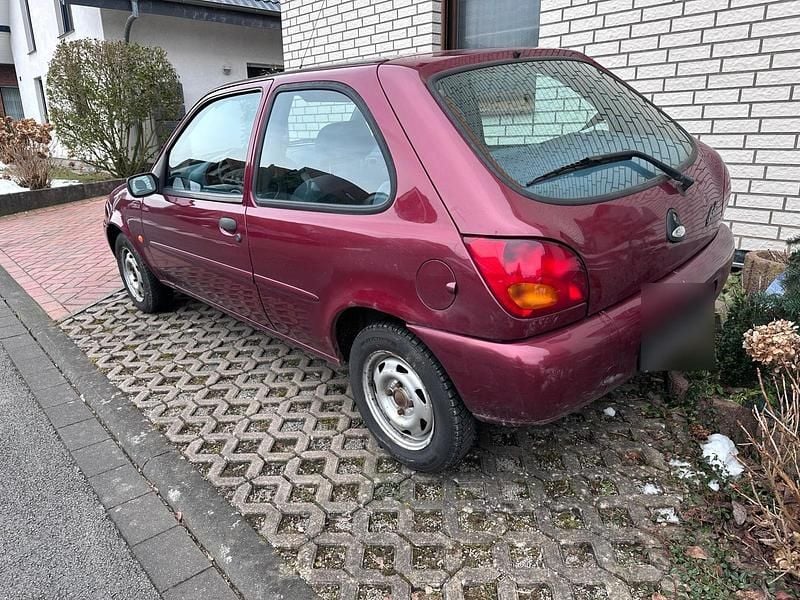 Gebraucht Ford Fiesta 50 PS (36 kW) 1997 Rot Kleinwagen
