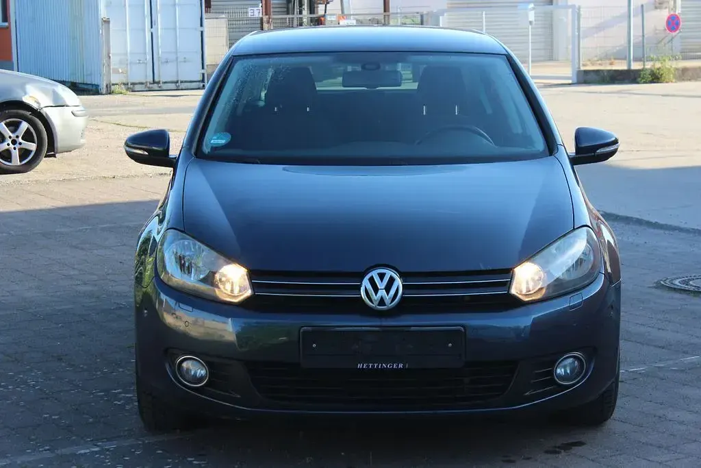 Używany VW Golf VI Team 105 KM (77 kW) 2010 Niebieski Hatchback