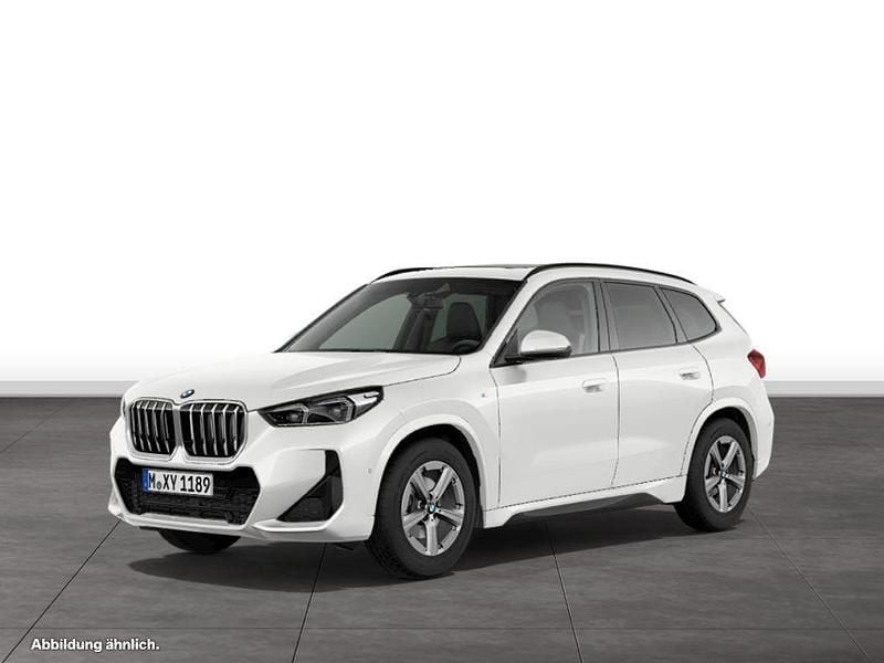Mineralweiß metallic Gebraucht 2025 BMW X1 Comfort Edition SUV | 43.744 € (Etwas zu teuer) - Bild 1/1