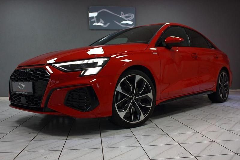 Gebraucht Audi A3 Ambiente 200 PS (147 kW) 2022 Tango rot met (metallic) Limousine