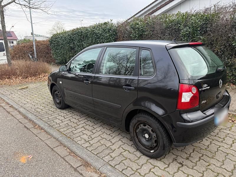 Gebraucht VW Polo 60 PS (44 kW) 2005 Schwarz Kleinwagen