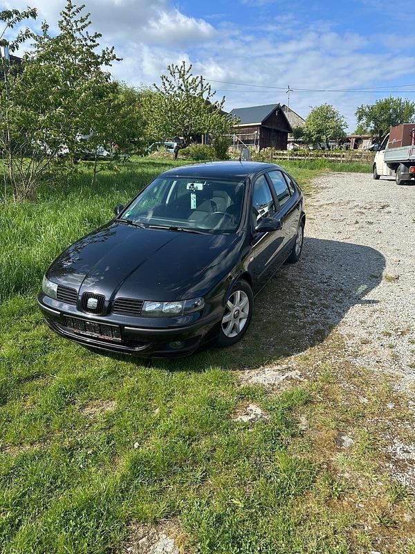 Schwarz Gebraucht 2006 Seat Leon Kleinwagen | 2.600 € (Fairer Preis) - Bild 1/4