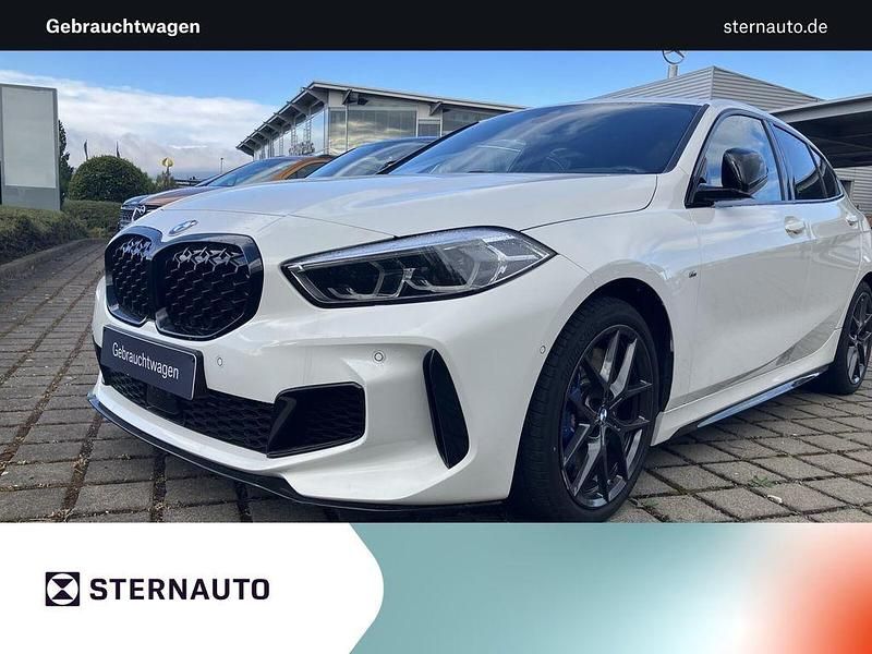 Alpinweiss iii Gebraucht 2020 BMW M135 Performance Kleinwagen | 29.999 € (Guter Preis) - Bild 1/4
