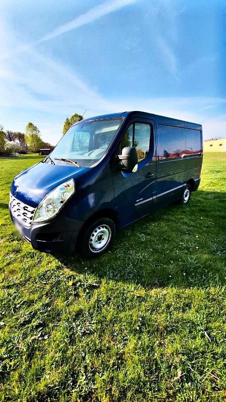 Usado Renault Master 100 HP (73 kW) 2012 Azul Van
