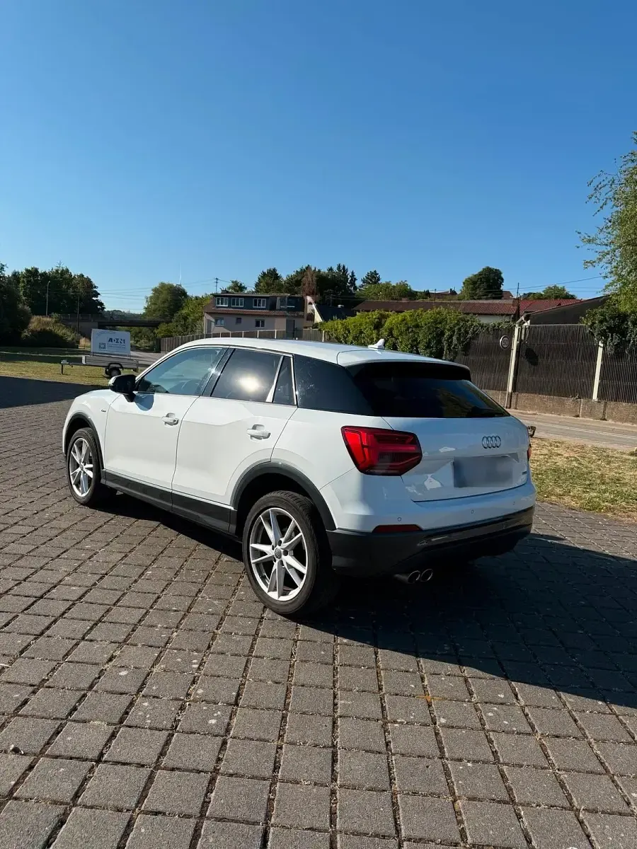 Gebraucht Audi Q2 S-Line 190 PS (139 kW) 2018 Weiß SUV
