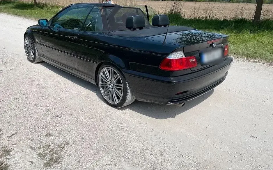 Gebraucht BMW 318 Cabriolet 146 PS (107 kW) 2002 Schwarz Cabrio