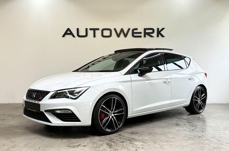 Weiß Gebraucht 2018 Cupra Leon Limousine | 20.999 € (Fairer Preis) - Bild 1/4