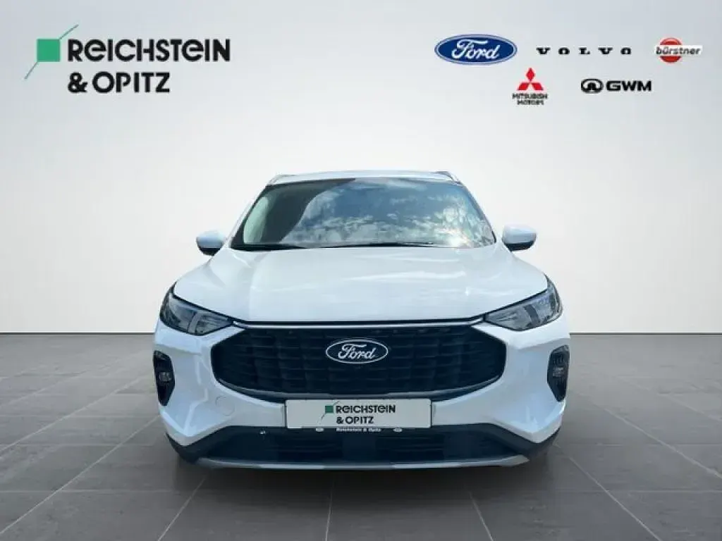 Begagnad Ford Kuga Titanium 242 HK (177 kW) 2025 Vit SUV