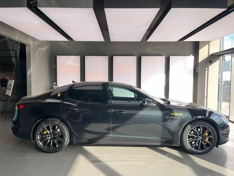 Gebraucht Maserati Ghibli 430 PS (316 kW) 2022 Schwarz Limousine