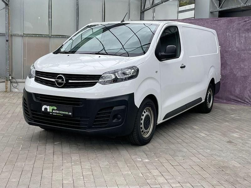 Weiß Gebraucht 2022 Opel Vivaro Edition Van | 17.990 € (Guter Preis) - Bild 1/4