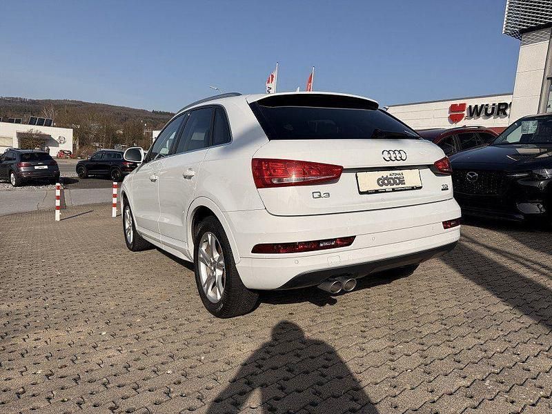 Gebraucht Audi Q3 Sport 150 PS (110 kW) 2016 Weiß SUV