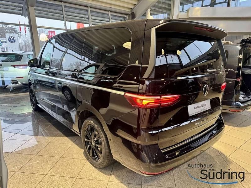 Neu VW Multivan Style 150 PS (110 kW) 2025 Deep black perleffekt Van / Kleinbus