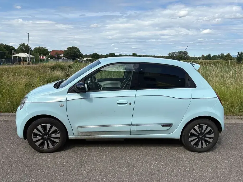 Gebraucht Renault Twingo Techno 60 kW (82 PS) 2023 Blau Kleinwagen