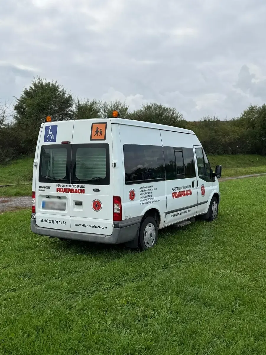 Używany Ford Transit 115 KM (84 kW) 2011 Biały Minivan