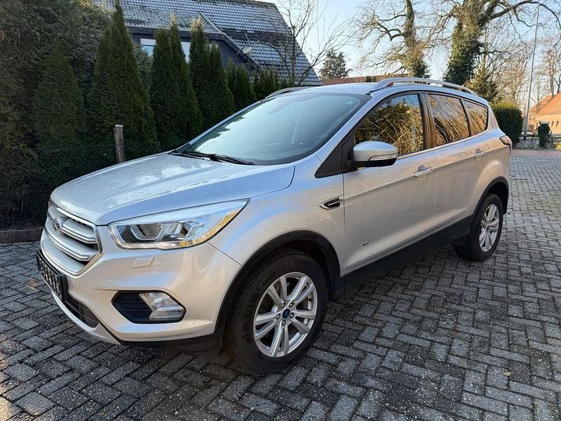 Gebraucht Ford Kuga Cool & Connect 150 PS (110 kW) 2018 Silber SUV