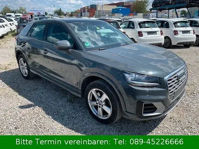 Gebraucht Audi Q2 Sport 150 PS (110 kW) 2017 Grau SUV