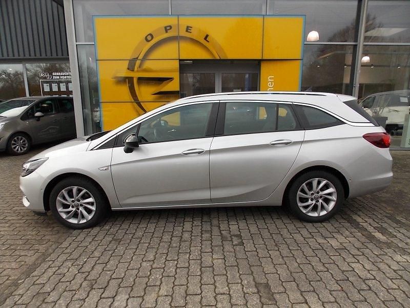 Gebraucht Opel Astra Elegance 122 PS (89 kW) 2022 Argon silber Kombi