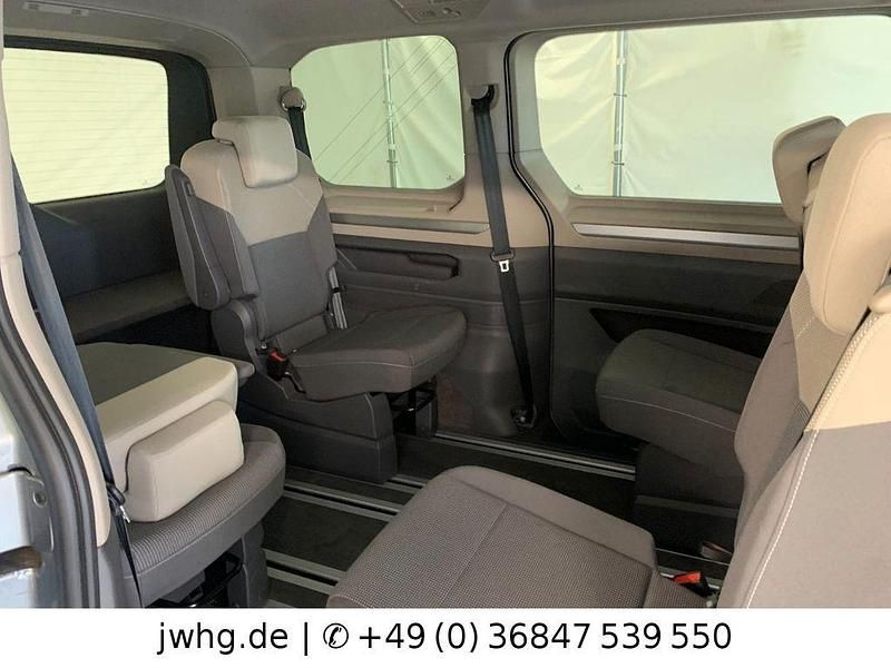 Gebraucht VW Multivan S 150 PS (110 kW) 2024 Silber Van