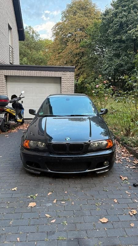 Schwarz Gebraucht 2001 BMW 320 M Sport Coupé | 3.000 € (Guter Preis) - Bild 1/4