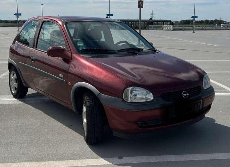 Gebraucht Opel Corsa 54 PS (39 kW) 2000 Rot Limousine