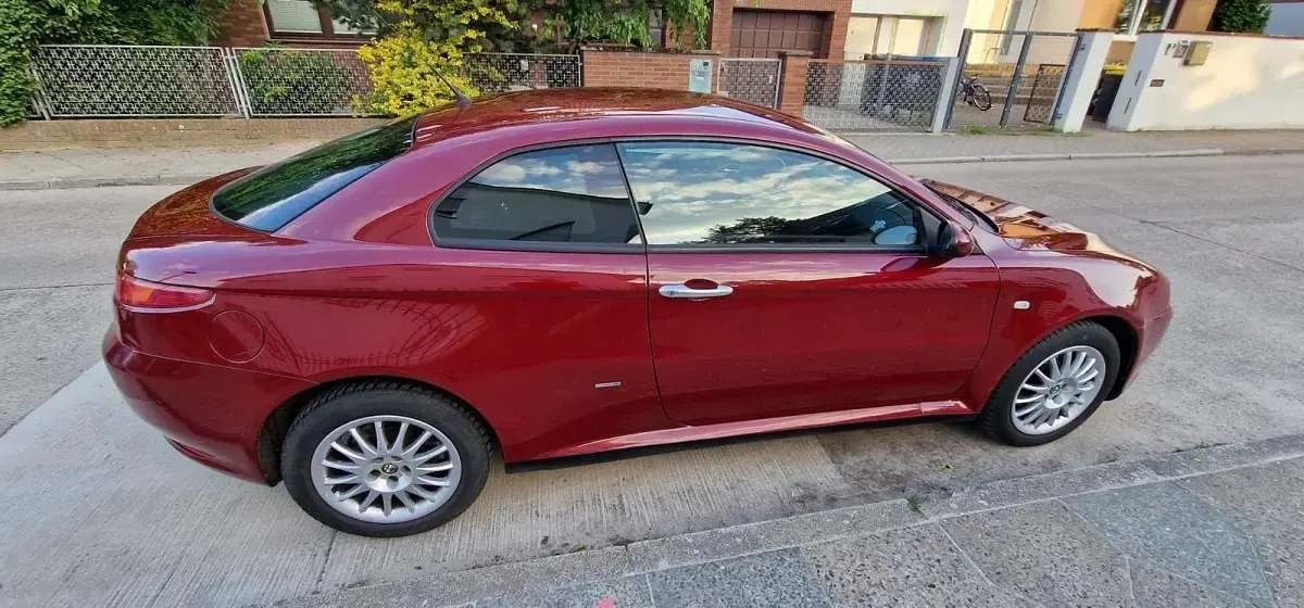 Gebraucht Alfa Romeo GT 140 PS (102 kW) 2005 Rot Coupé
