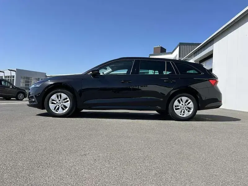Gebraucht Skoda Octavia Ambition 150 PS (110 kW) 2022 Schwarz Kombi