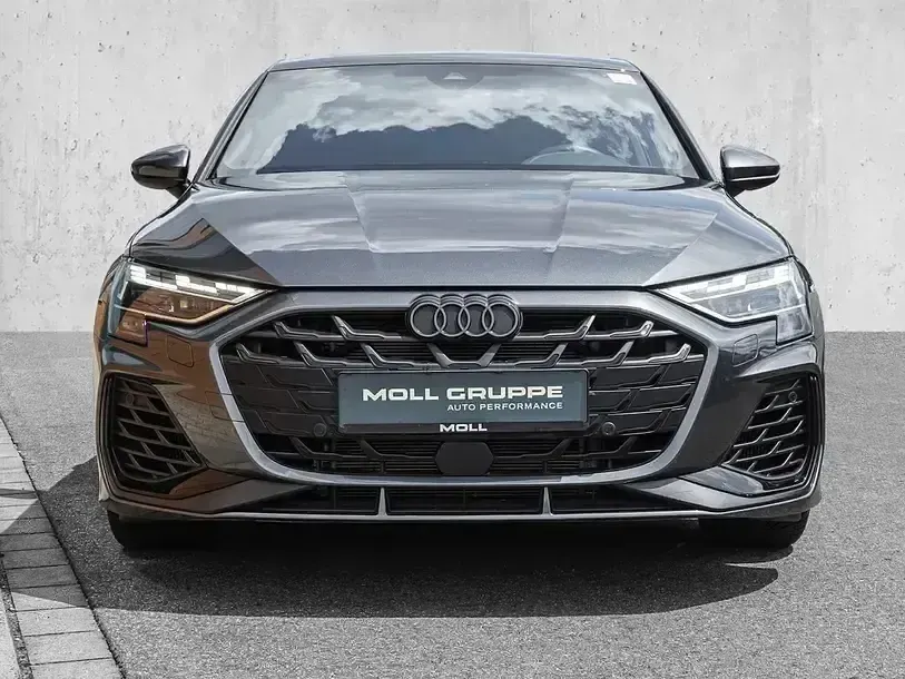Gebraucht Audi S3 Ambiente 333 PS (244 kW) 2025 Daytonagrau perleffekt Limousine