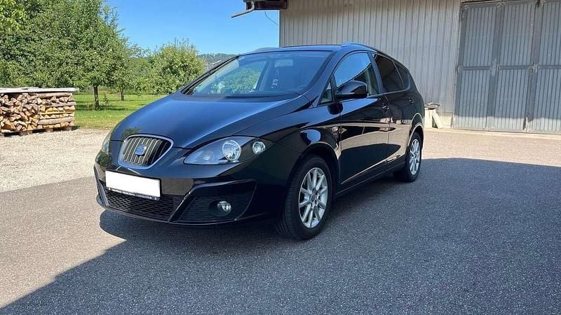 Schwarz Gebraucht 2010 Seat Altea XL Style Van / Kleinbus | 4.500 € (Guter Preis) - Bild 1/4