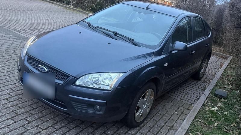 Gebraucht Ford Focus 126 PS (92 kW) 2007 Grau Coupé