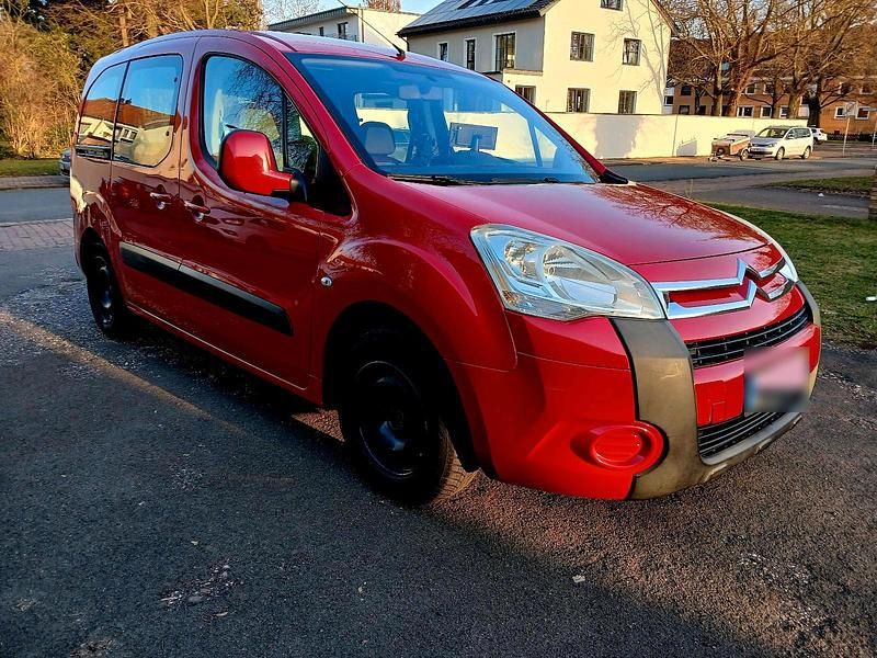 Gebraucht Citroën Berlingo 120 PS (88 kW) 2009 Rot Van / Kleinbus