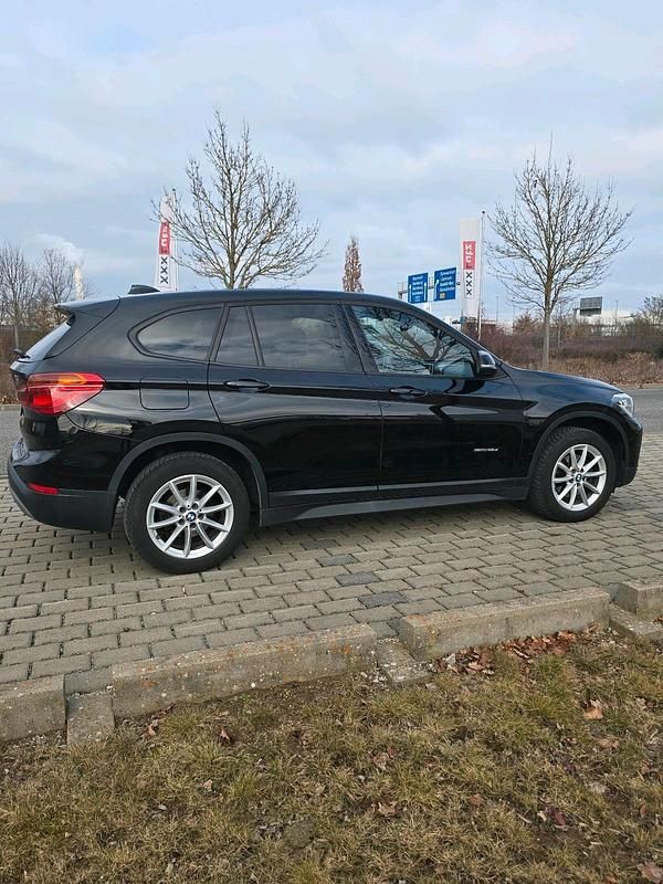 Gebraucht BMW X1 150 PS (110 kW) 2015 Schwarz SUV