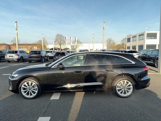 Gebraucht Audi A5 Basis 204 PS (150 kW) 2025 Schwarz Kombi