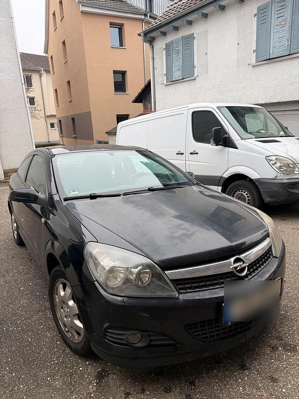 Schwarz Gebraucht 2009 Opel Astra Coupé | 2.500 € - Bild 1/4