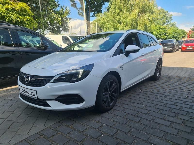 Weiß Gebraucht 2019 Opel Astra Kombi | 14.999 € (Fairer Preis) - Bild 1/4