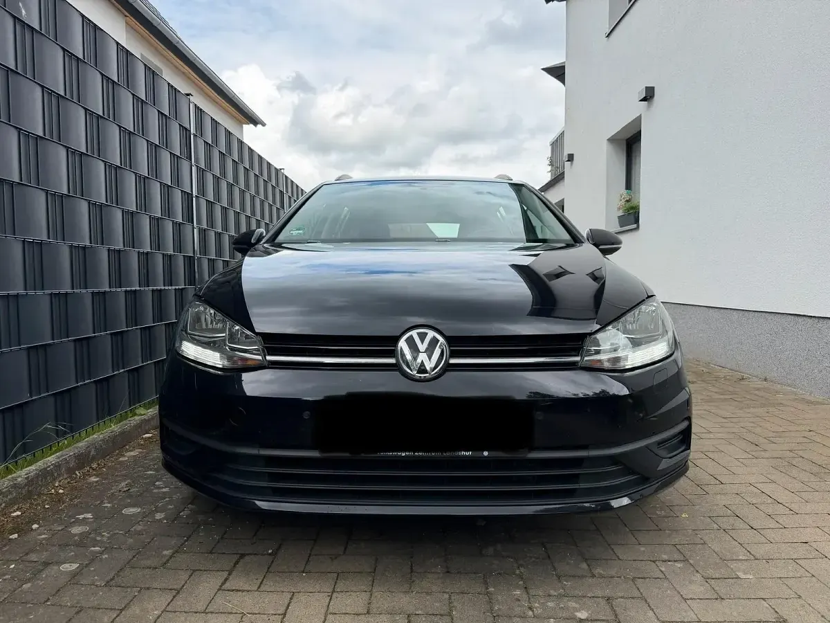 Używany VW Golf VII 116 KM (85 kW) 2019 Czarny Kombi