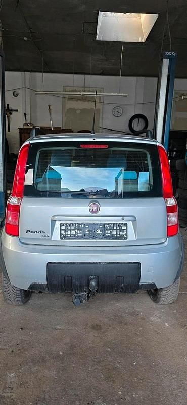 Gebraucht Fiat Panda 4x4 60 PS (44 kW) 2009 Silber Kleinwagen