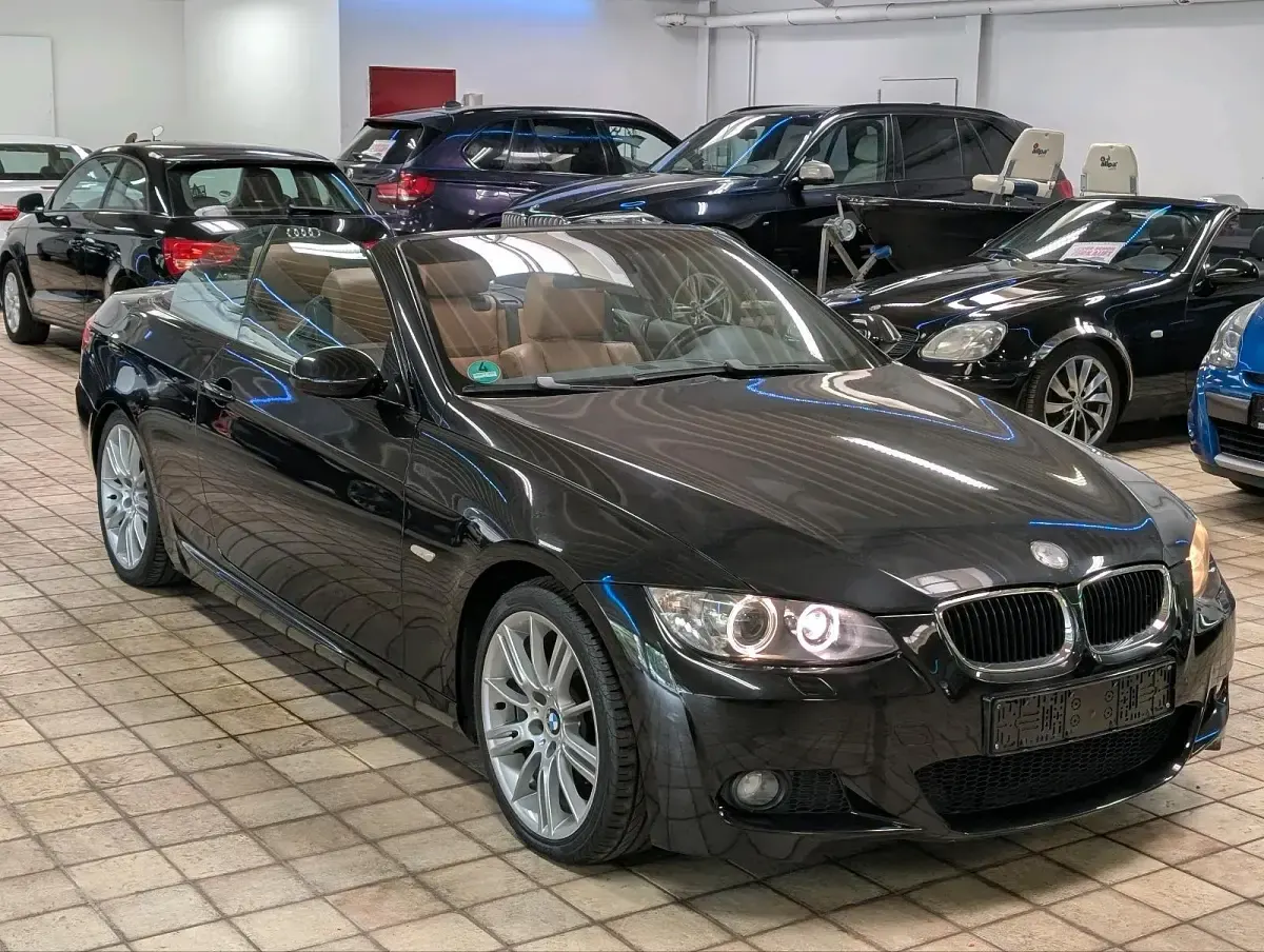 Gebraucht BMW 320 Cabriolet M Sport 170 PS (125 kW) 2008 Schwarz Cabrio