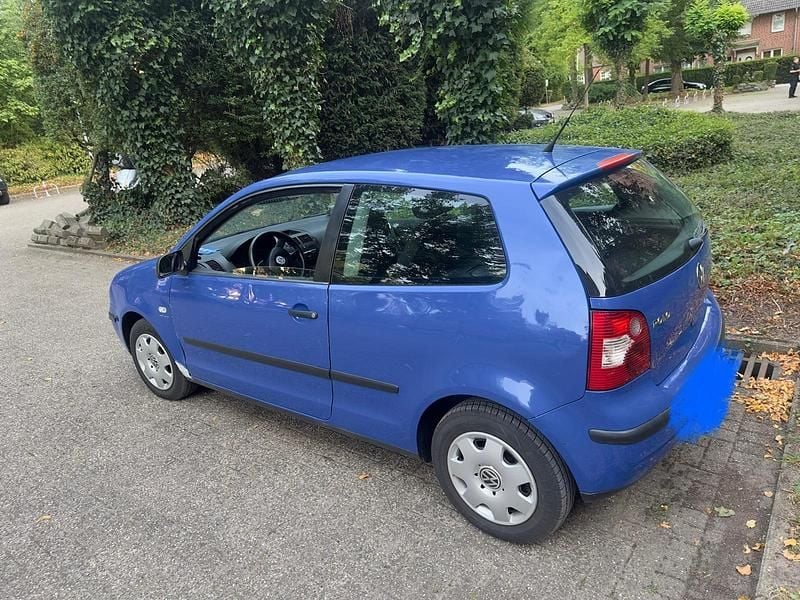 Gebraucht VW Polo Basis 75 PS (55 kW) 2002 Blau Kleinwagen