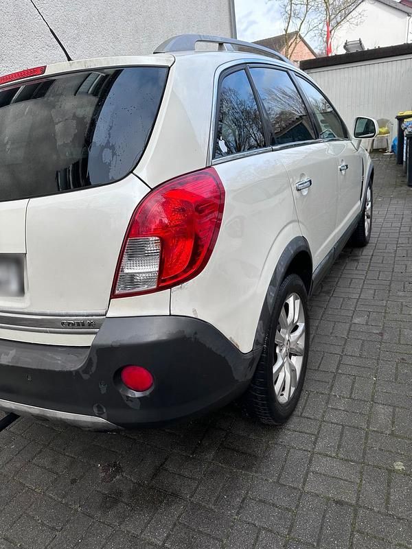 Gebraucht Opel Antara 163 PS (119 kW) 2012 Weiß SUV