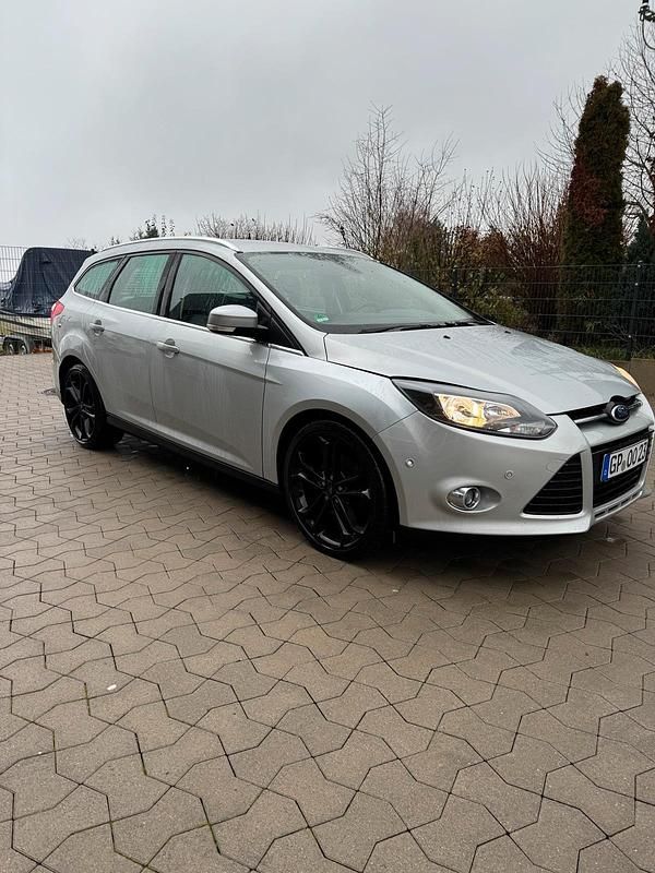 Gebraucht Ford Focus 163 PS (119 kW) 2013 Silber Kombi