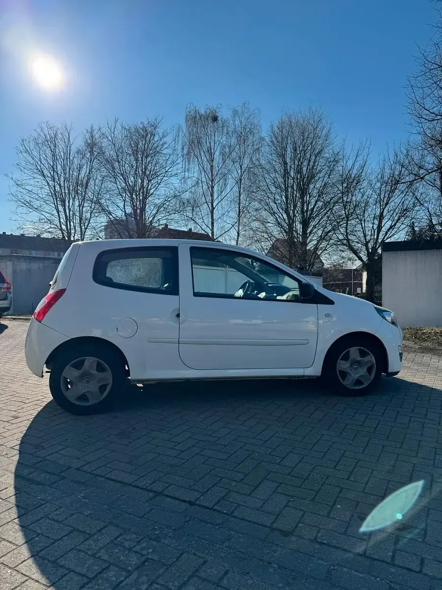Gebraucht Renault Twingo 75 PS (55 kW) 2013 Weiß Kleinwagen