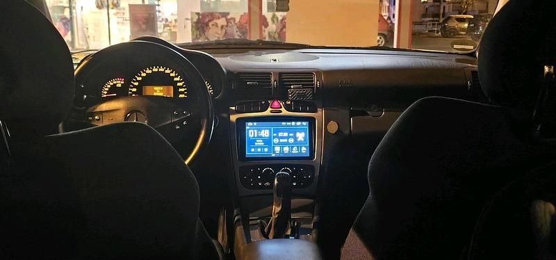 Silber Gebraucht 2002 Mercedes C180 Coupé | 800 € (Superpreis) - Bild 1/4