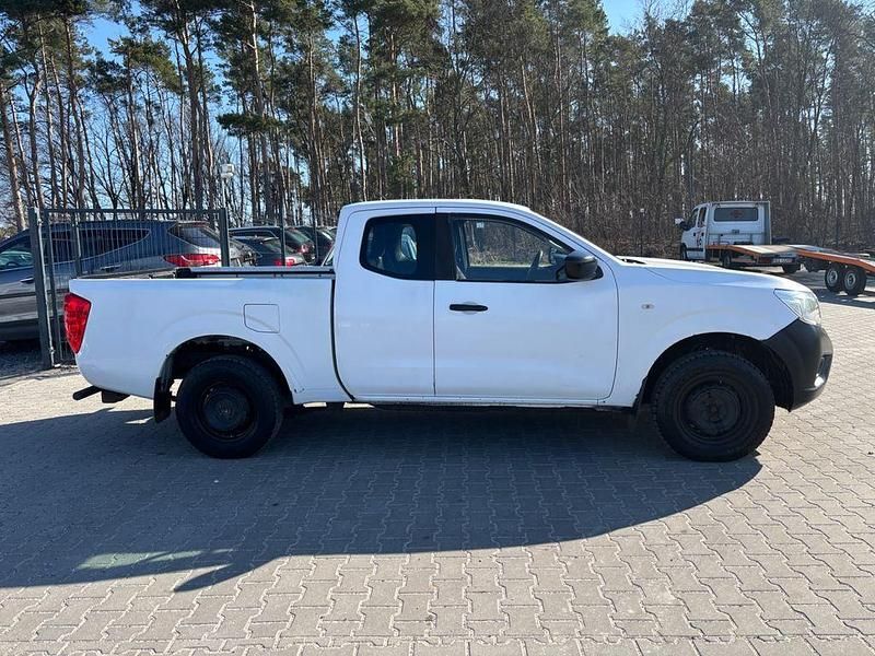 Gebraucht Nissan Navara 163 PS (119 kW) 2017 Weiß Pickup