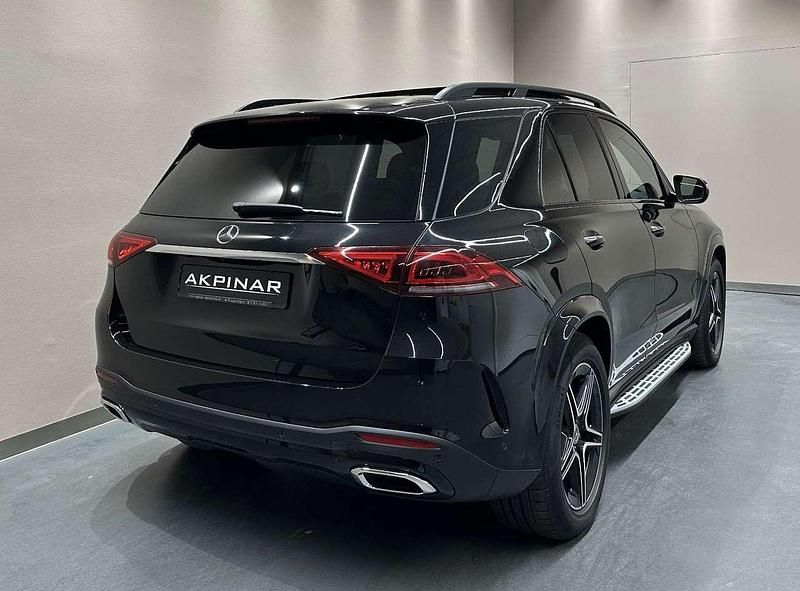 Gebraucht Mercedes GLE300 AMG line 272 PS (200 kW) 2022 Obsidianschwarz SUV