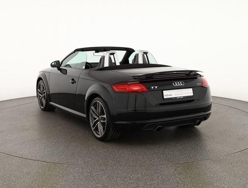 Gebraucht Audi TT Roadster Ambiente 230 PS (169 kW) 2016 Mythosschwarz metallic (metallic) Cabrio