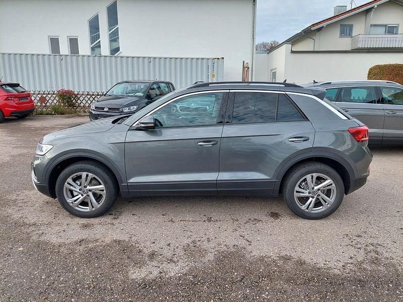 Indiumgreymetallic Neu 2025 VW T-Roc Life SUV | 30.990 € (Superpreis) - Bild 1/4