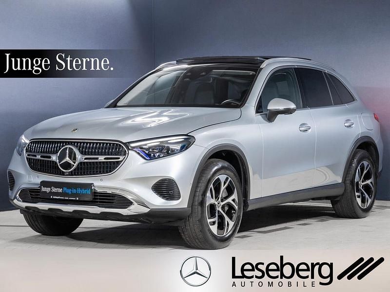 Hightechsilber Gebraucht 2024 Mercedes GLC300e Avantgarde SUV | 59.470 € (Teuer) - Bild 1/4