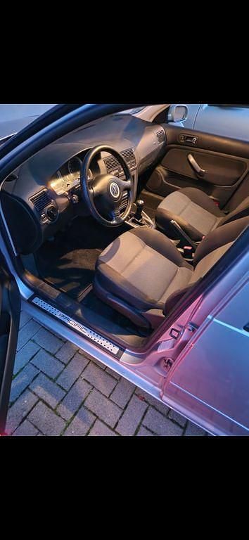 Gebraucht VW Golf IV Comfortline 75 PS (55 kW) 2003 Blau Limousine