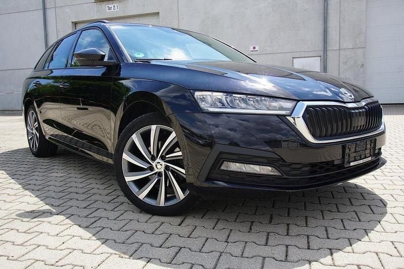 Schwarzmagic perleffekt Gebraucht 2022 Skoda Octavia Kombi | 21.950 € (Superpreis) - Bild 1/4