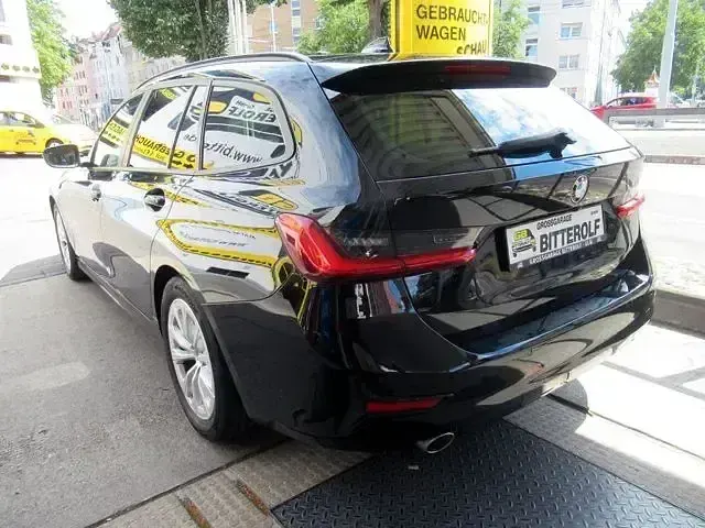 Gebraucht BMW 318 Advantage 150 PS (110 kW) 2021 Schwarz Kombi